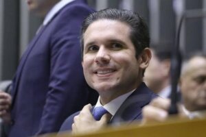 Câmara vota urgência para anistia de envolvidos no 8 de janeiro soaquinoticias